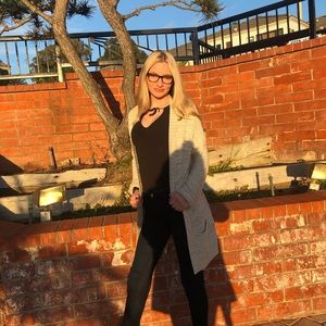 Meet your Posher, Sydney